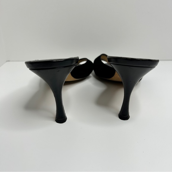 Manolo Blahnik Black Suede kitten heels Sz 40.5 - Picture 6 of 9
